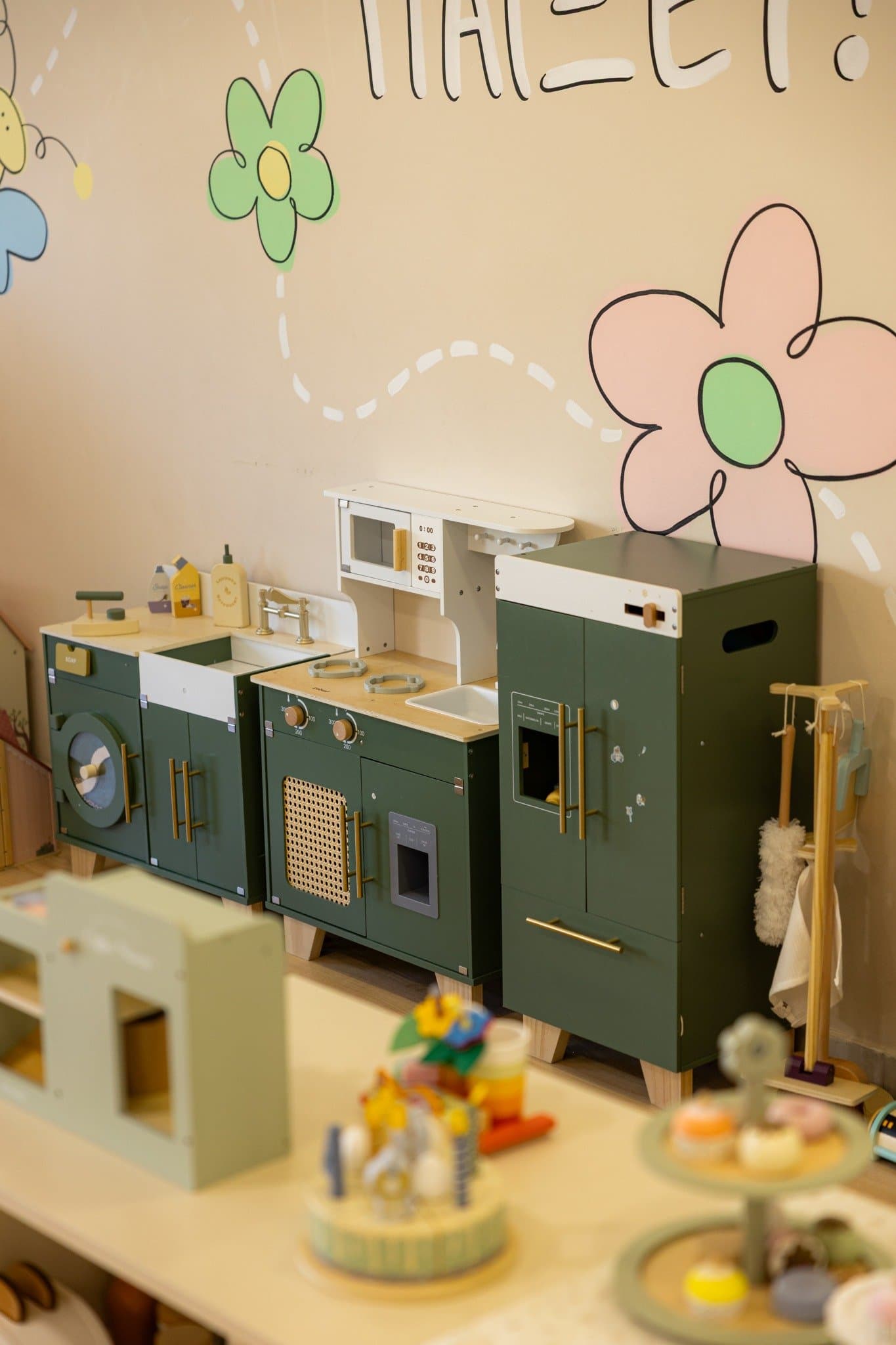 Σχεδιαστική κουζίνα παιχνιδιού